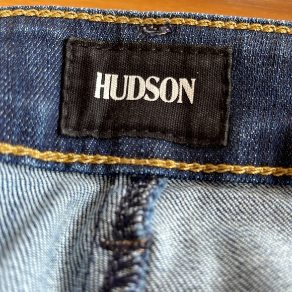 Hudson Jeans Size 28 - Picture 2 of 3